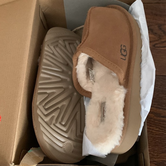 NWT Ugg Keegan Suede Slippers Chestnut - Picture 6 of 8